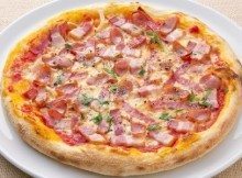 Pizza allo Speck e Mozzarella
